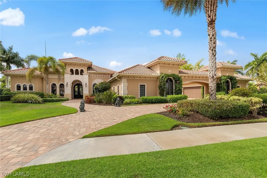 6081 Tamworth Court Naples FL 34119