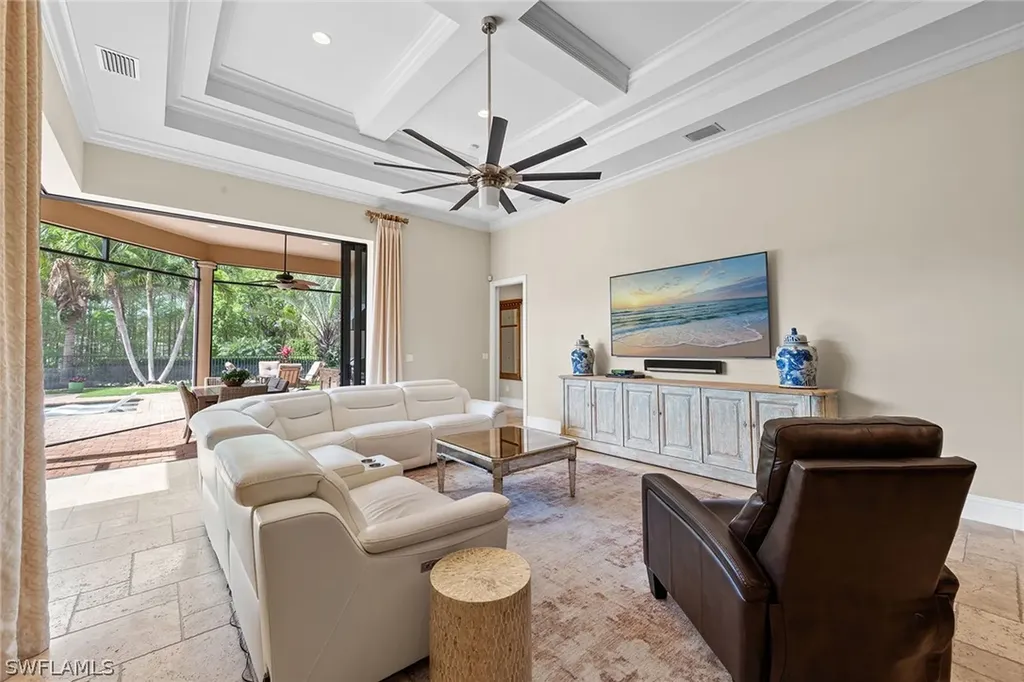 6081 Tamworth Court Naples FL 34119