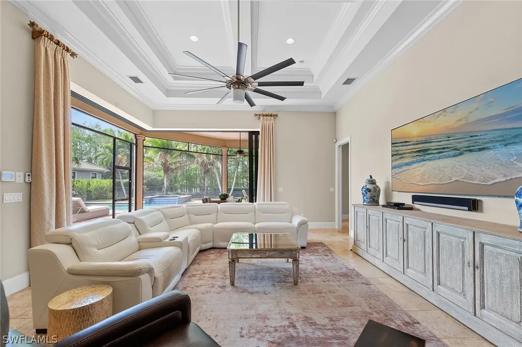 6081 Tamworth Court Naples FL 34119
