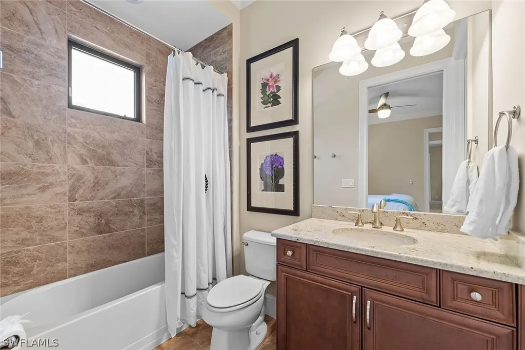 6081 Tamworth Court Naples FL 34119