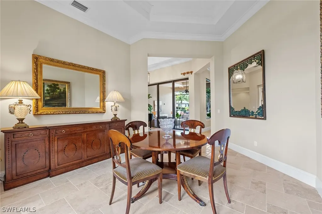 6081 Tamworth Court Naples FL 34119