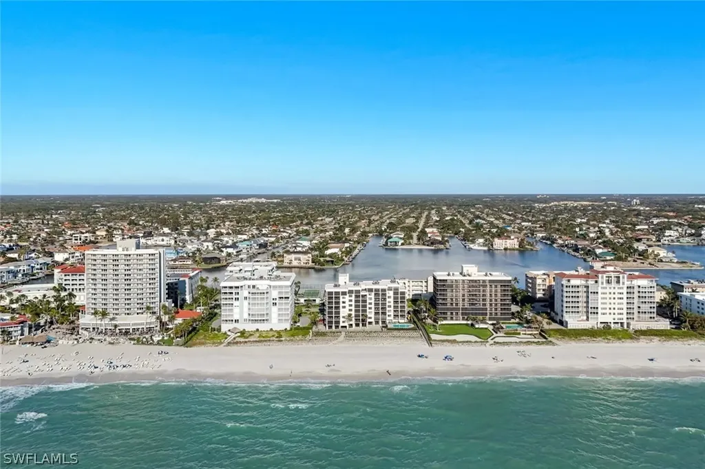 9715 Gulf Shore Drive Naples FL 34108