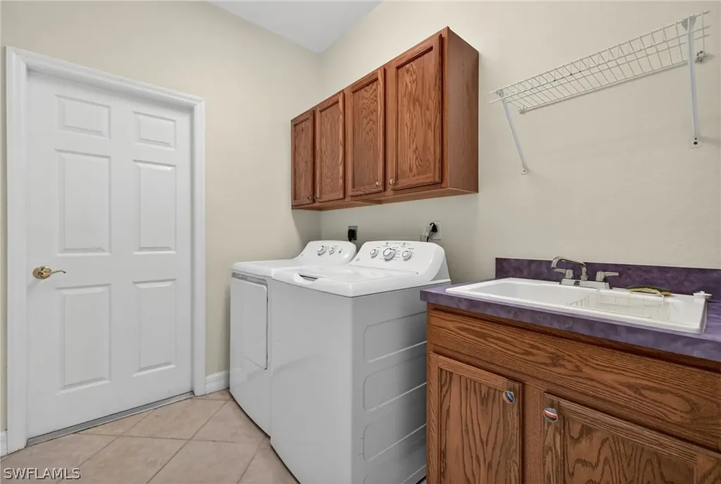 25080 Divot Drive Bonita Springs FL 34135