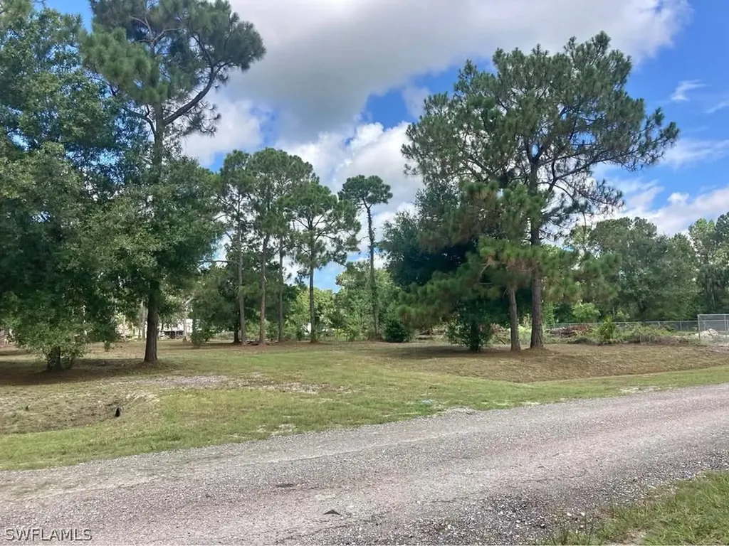 570 N Palm Street Clewiston FL 33440