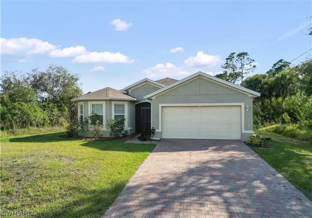 2802 40th Street SW Lehigh Acres FL 33976