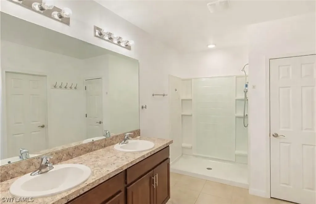 2802 40th Street SW Lehigh Acres FL 33976