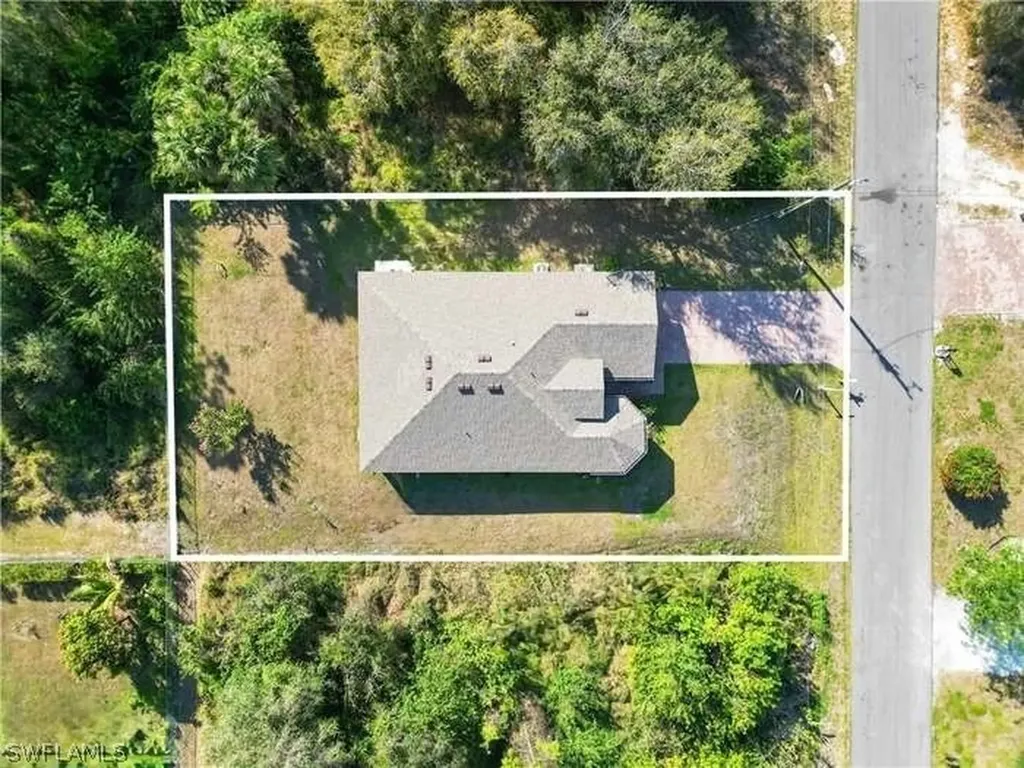 2802 40th Street SW Lehigh Acres FL 33976