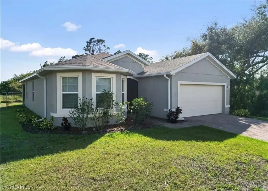 2802 40th Street SW Lehigh Acres FL 33976
