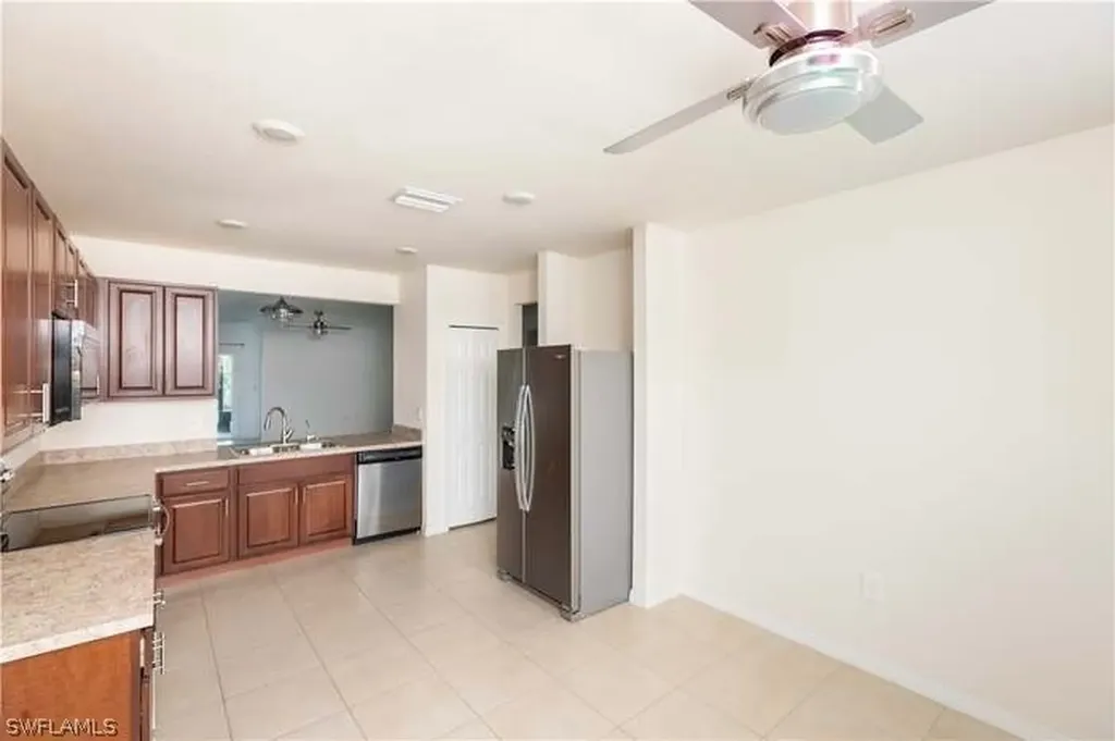 2802 40th Street SW Lehigh Acres FL 33976