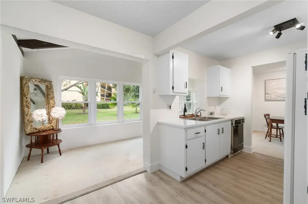 1094 Forest Lakes Drive Naples FL 34105