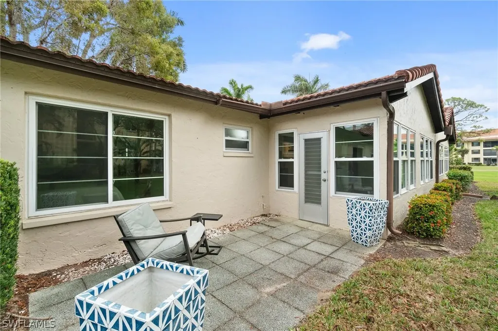 1094 Forest Lakes Drive Naples FL 34105
