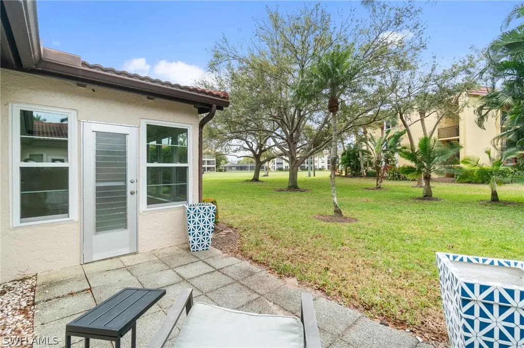 1094 Forest Lakes Drive Naples FL 34105