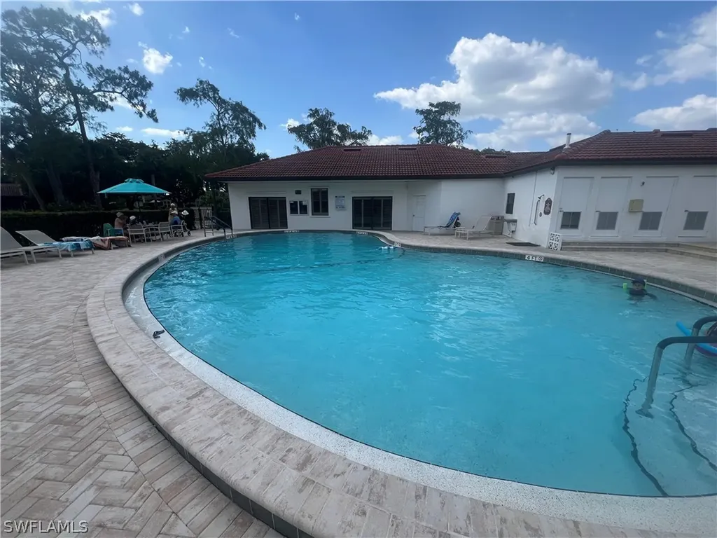 1094 Forest Lakes Drive Naples FL 34105