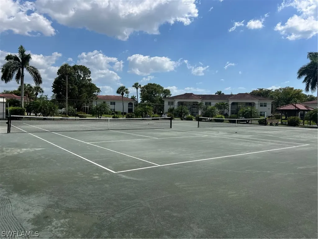 1094 Forest Lakes Drive Naples FL 34105