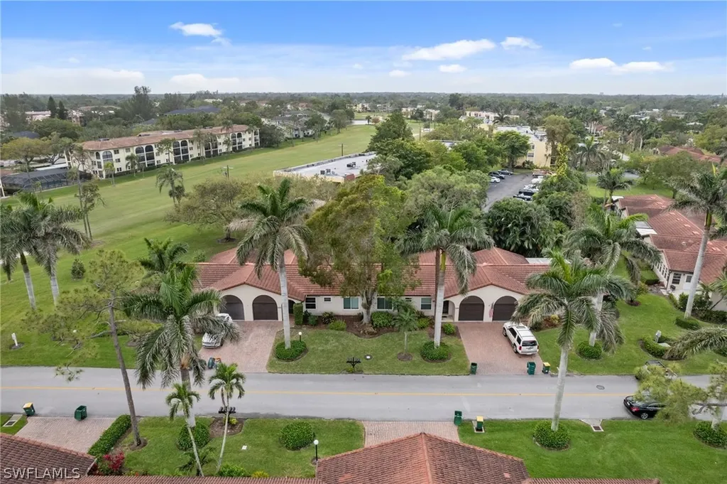 1094 Forest Lakes Drive Naples FL 34105
