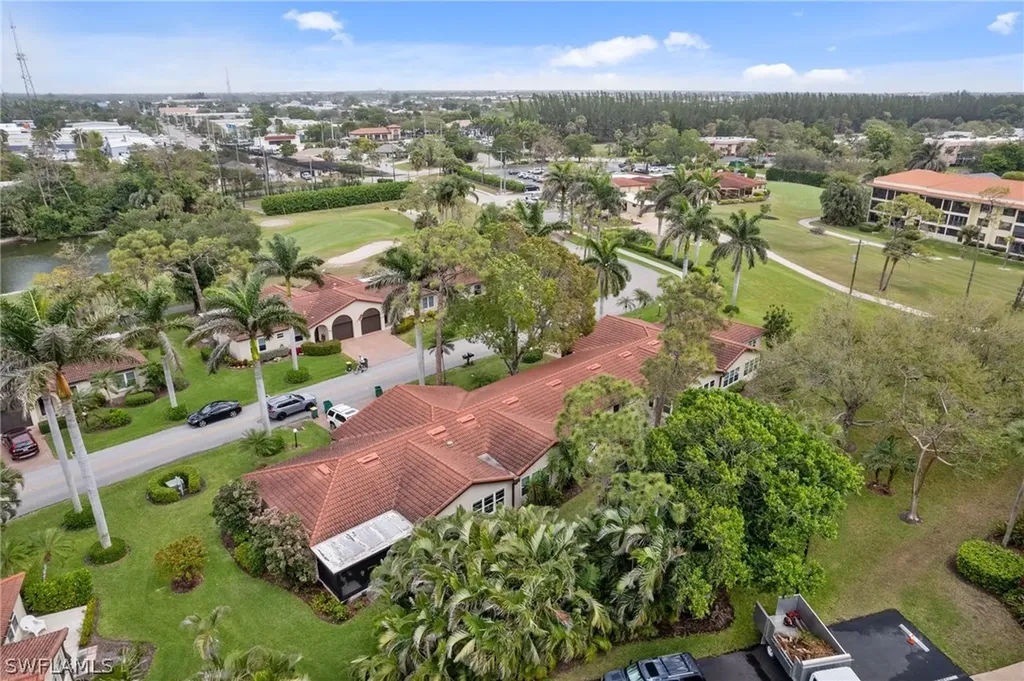 1094 Forest Lakes Drive Naples FL 34105