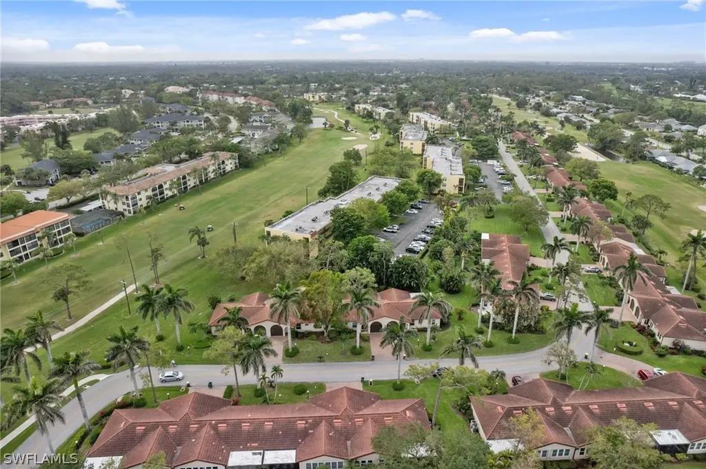 1094 Forest Lakes Drive Naples FL 34105