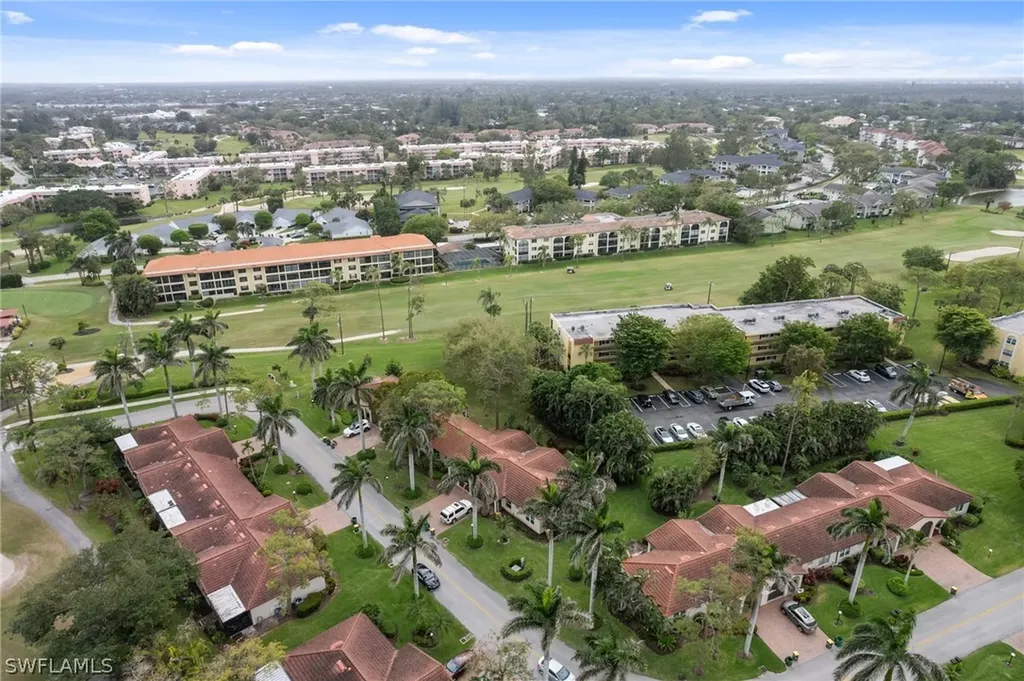 1094 Forest Lakes Drive Naples FL 34105