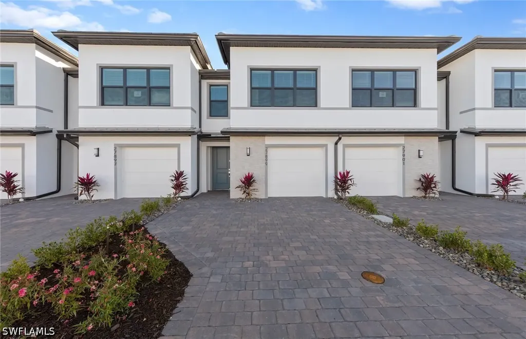 Bonita Springs FL, 27899 Radiant Court