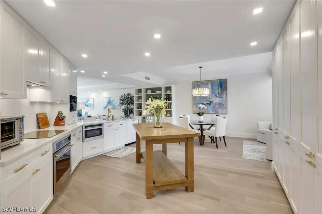 8440 Abbington Circle Naples FL 34108
