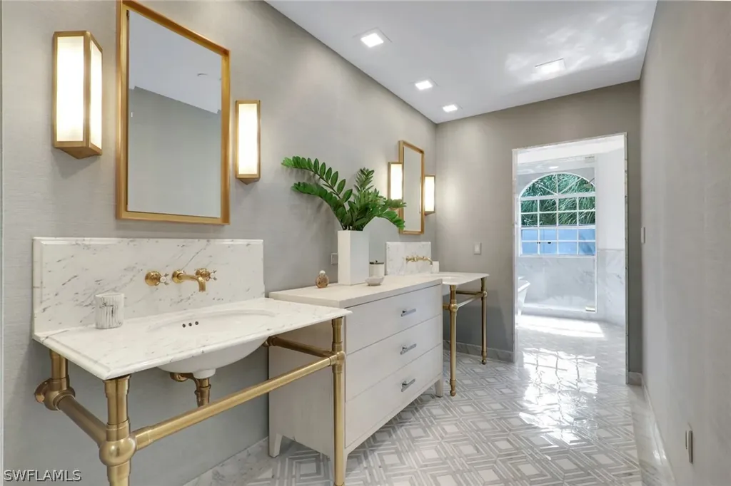 8440 Abbington Circle Naples FL 34108