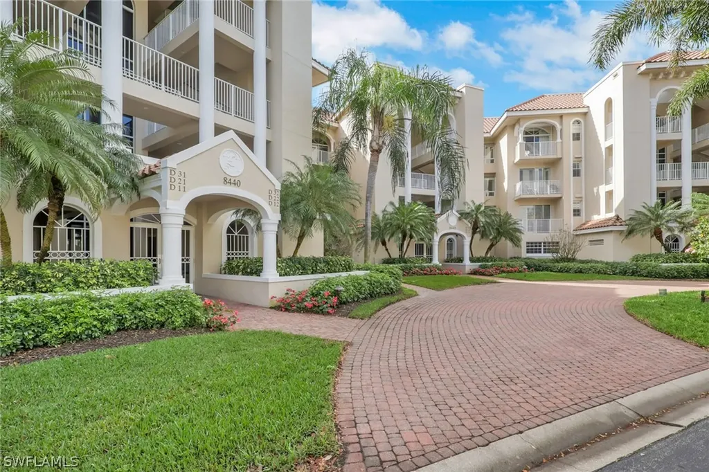 8440 Abbington Circle Naples FL 34108