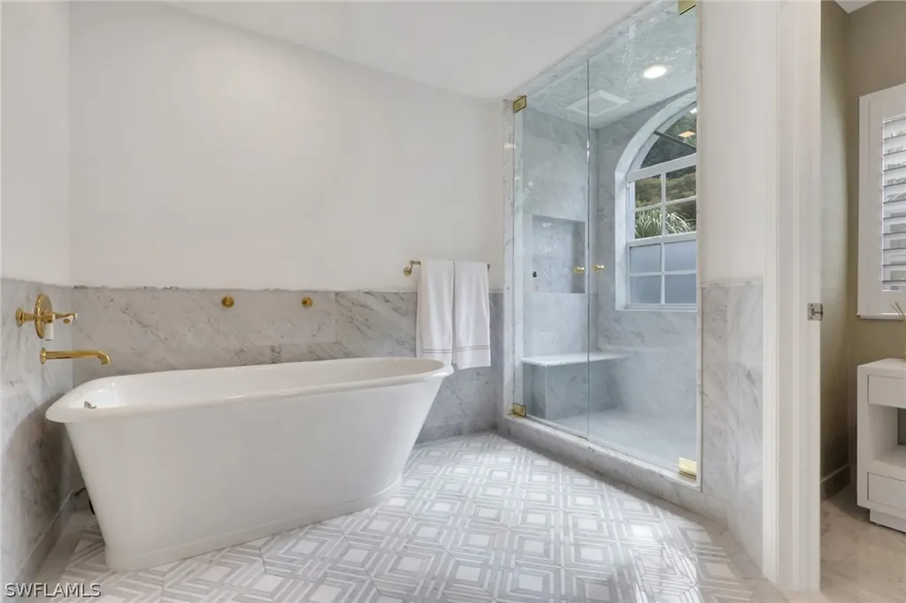 8440 Abbington Circle Naples FL 34108