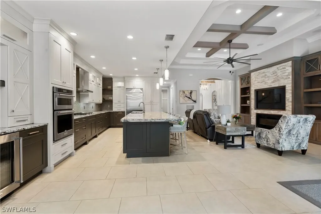 10102 Palazzo Drive Naples FL 34119