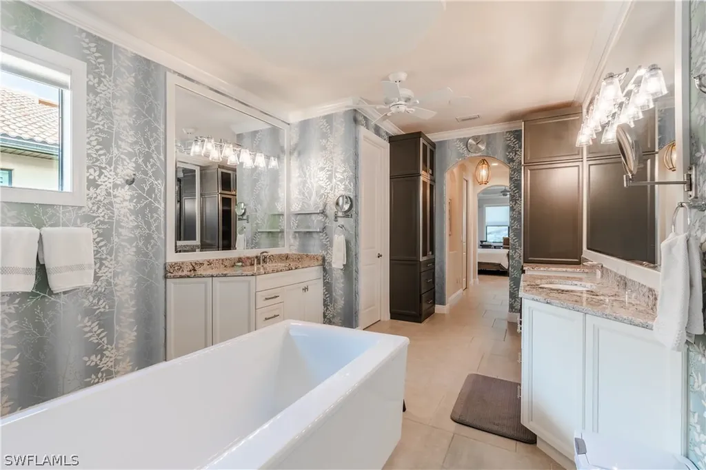 10102 Palazzo Drive Naples FL 34119