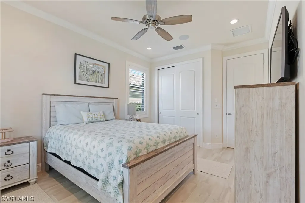 10102 Palazzo Drive Naples FL 34119