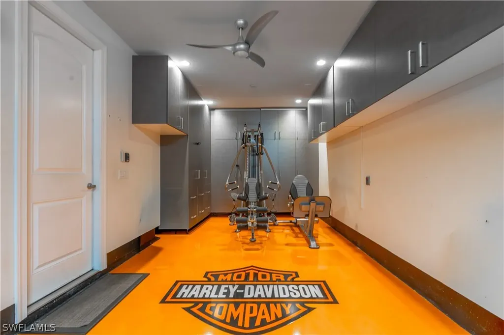 10102 Palazzo Drive Naples FL 34119