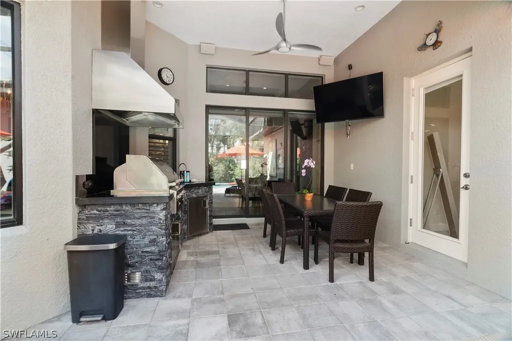 10102 Palazzo Drive Naples FL 34119