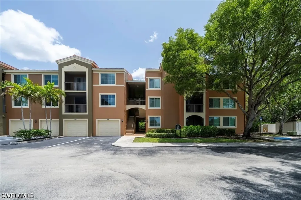 1105 Reserve Court Naples FL 34105