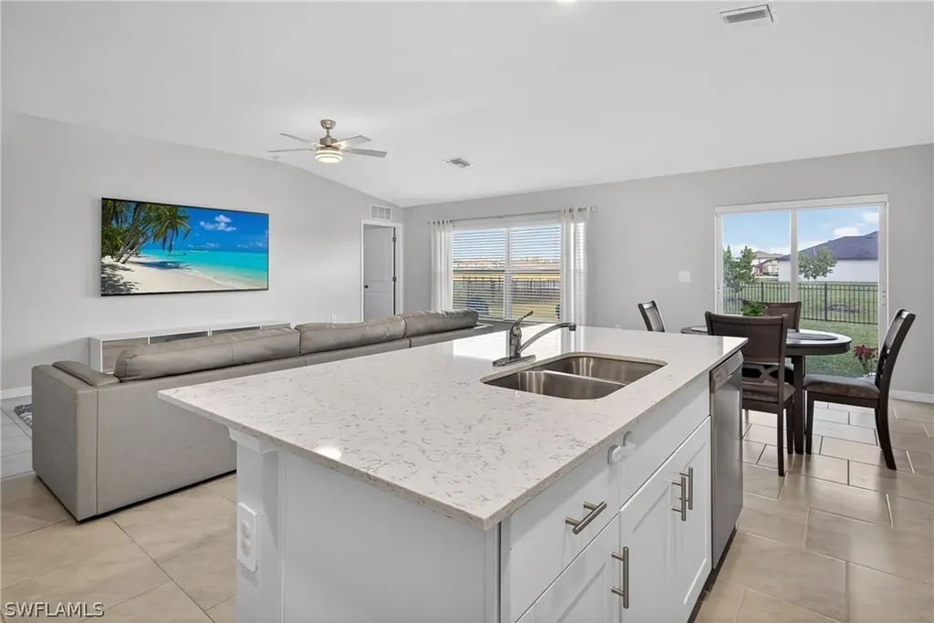 4117 Etna Court North Fort Myers FL 33917