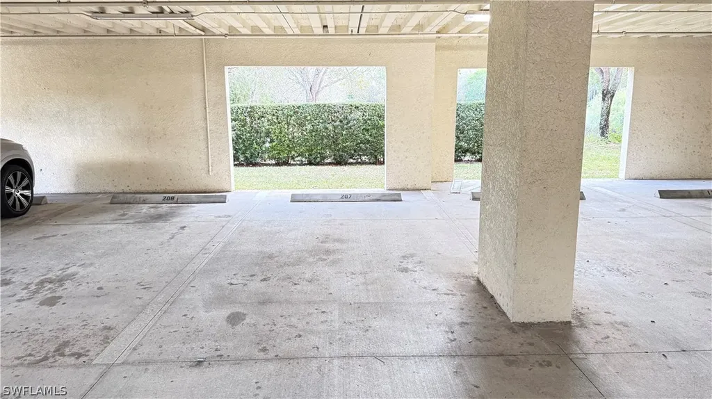 3960 Radio Road Naples FL 34104