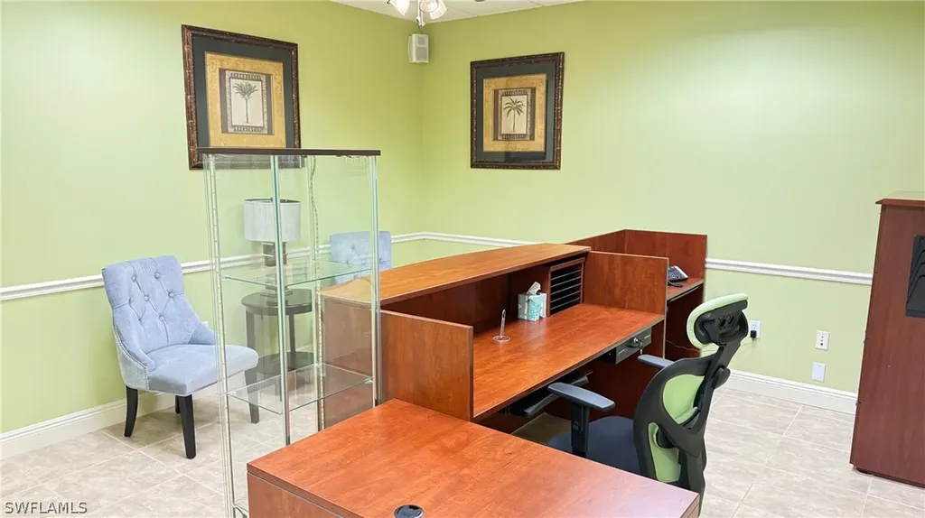 3960 Radio Road Naples FL 34104