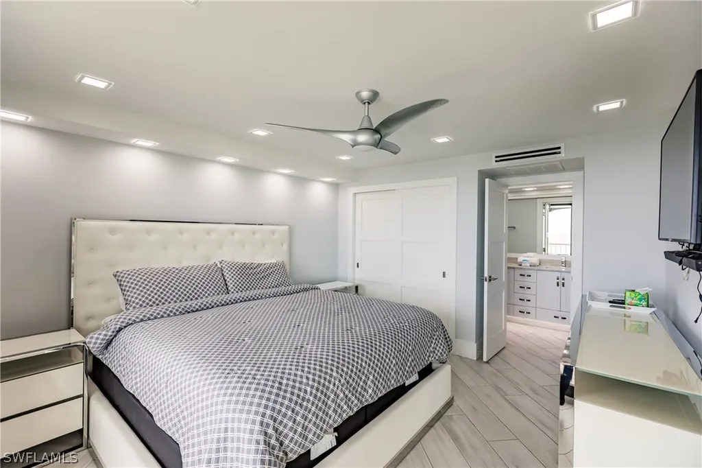 440 Seaview Court Marco Island FL 34145