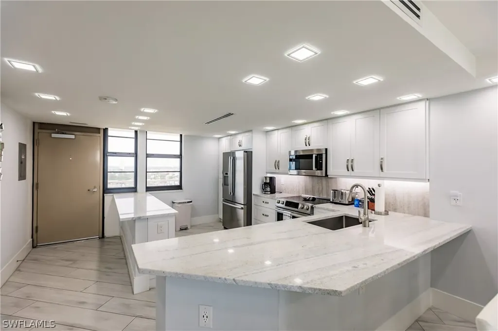 440 Seaview Court Marco Island FL 34145