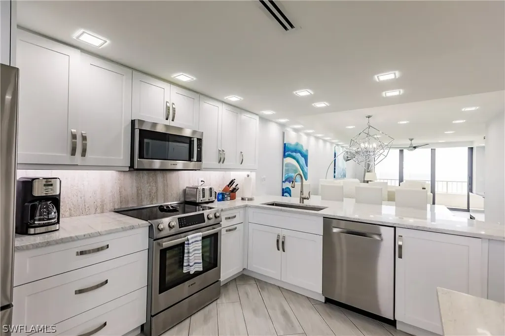 440 Seaview Court Marco Island FL 34145