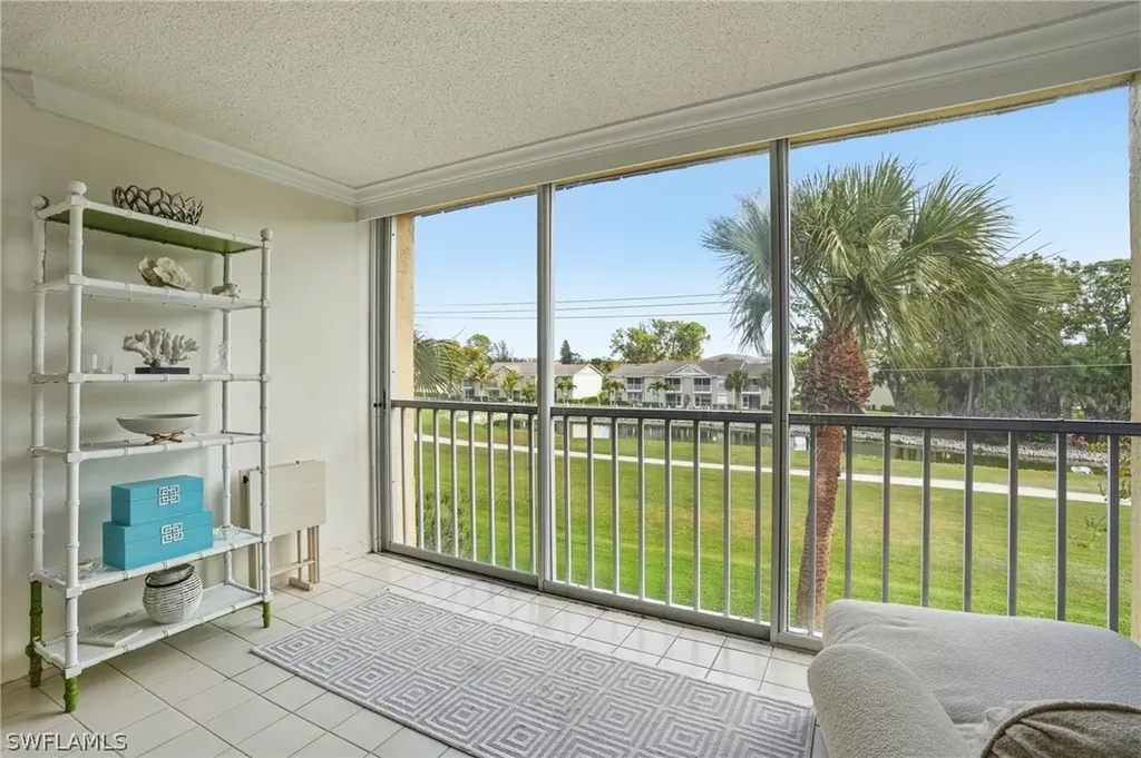 1083 Forest Lakes Drive Naples FL 34105