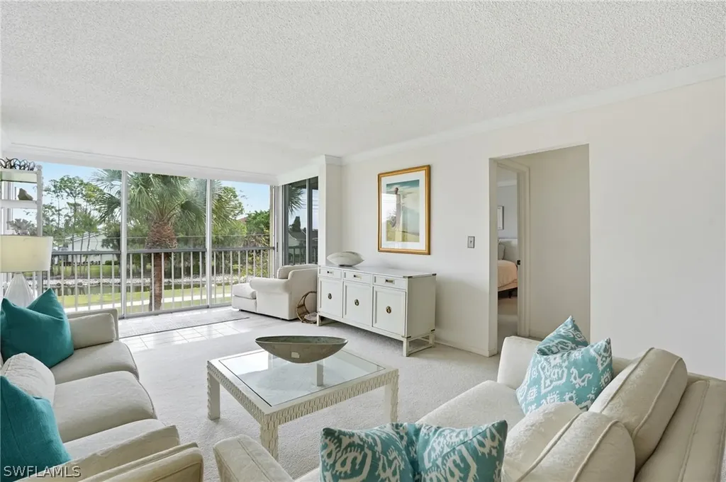 1083 Forest Lakes Drive Naples FL 34105