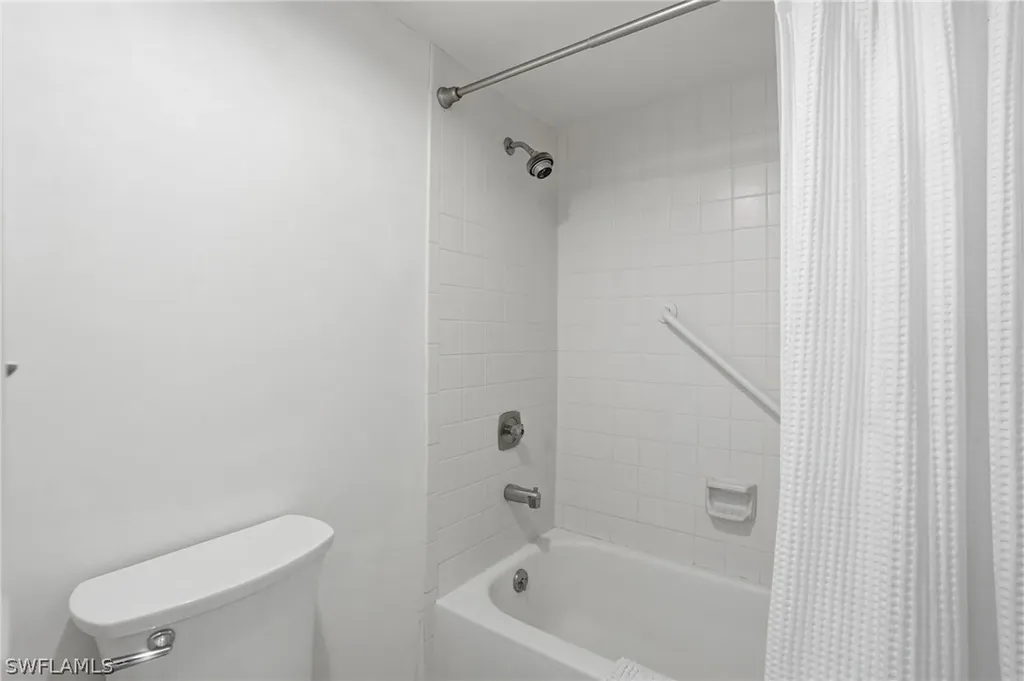 1083 Forest Lakes Drive Naples FL 34105