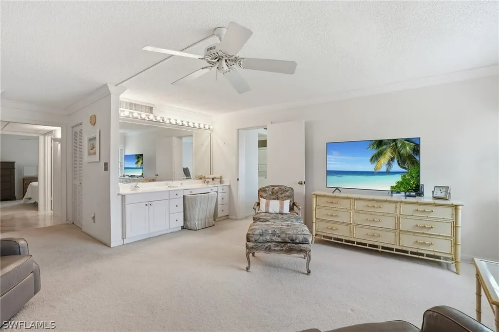 1083 Forest Lakes Drive Naples FL 34105