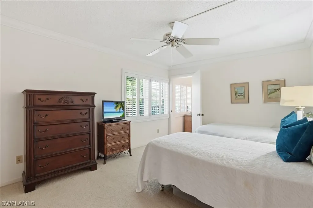 1083 Forest Lakes Drive Naples FL 34105