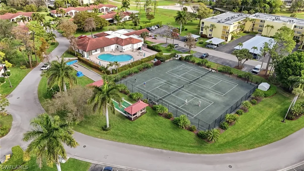 1083 Forest Lakes Drive Naples FL 34105