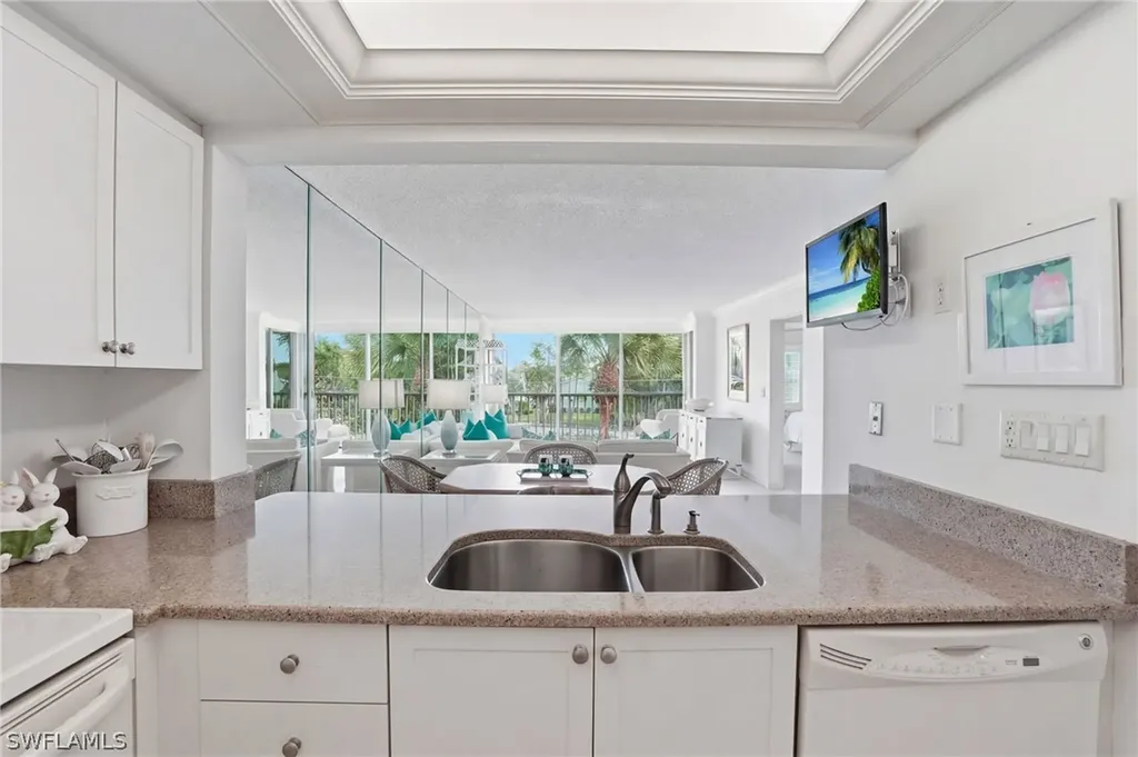 1083 Forest Lakes Drive Naples FL 34105