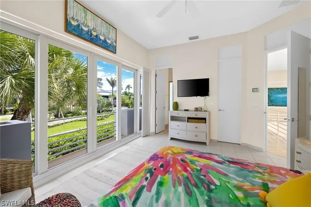 3860 Gordon Drive Naples FL 34102