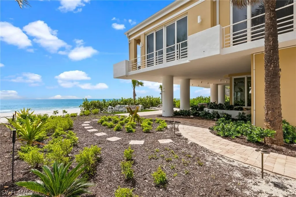 3860 Gordon Drive Naples FL 34102