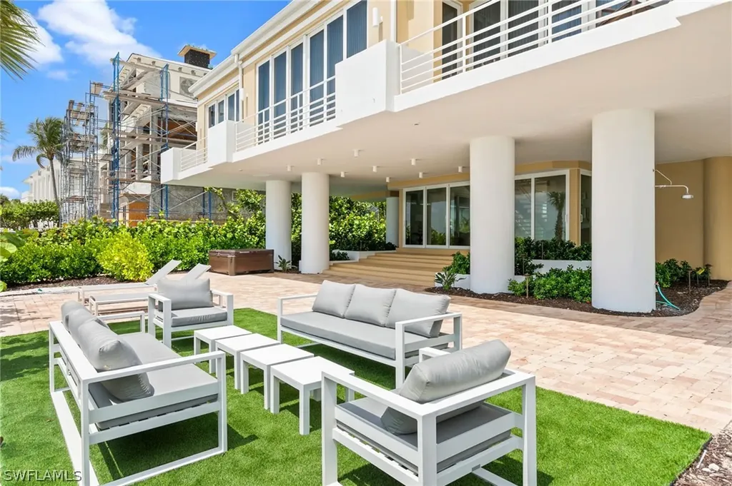 3860 Gordon Drive Naples FL 34102