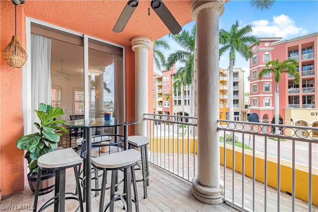 450 Bayfront Place Naples FL 34102